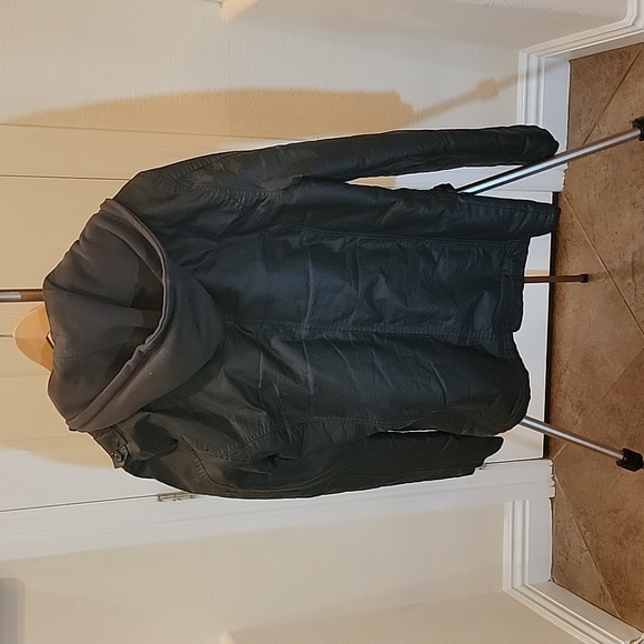 Heavy Jacket - Picture 5 of 5
